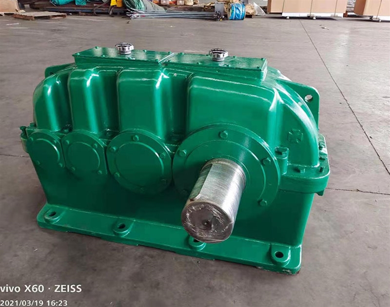 ZSY硬齒面圓柱齒輪減速機